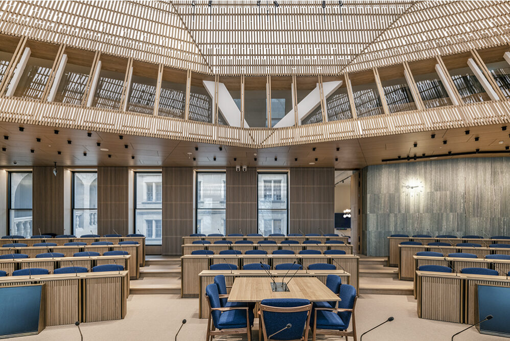 Lardi marbriers, salle du grand conseil, revêtements marbre vert de suède